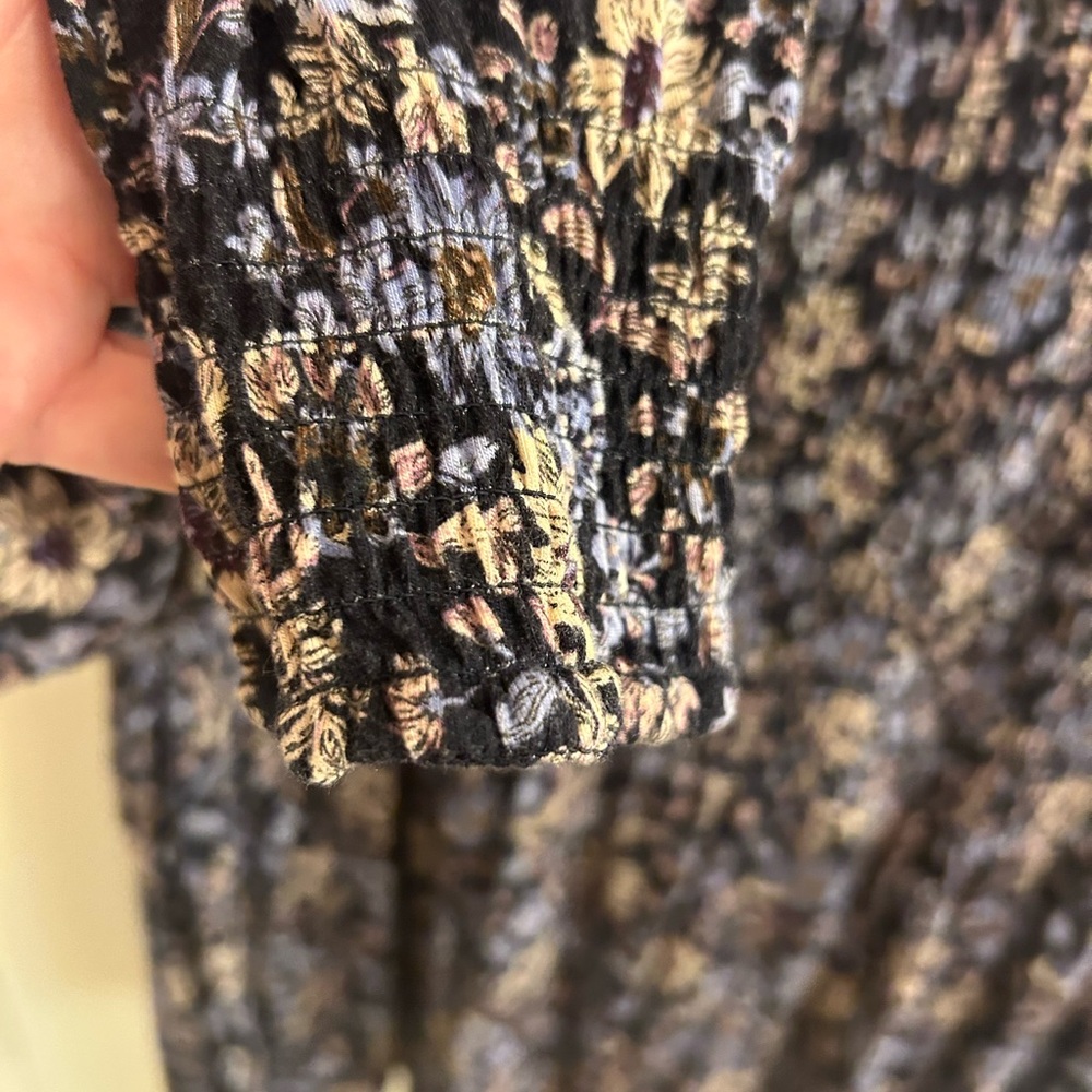 Good Hart Size XL Floral women’s top - Picture 3 of 11